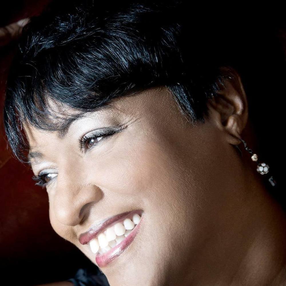 Meet your Posher, Vanessa